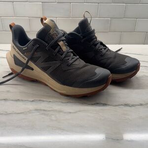 Salomon Men's Black and Tan Hiking Shoes (Gore-Tex)